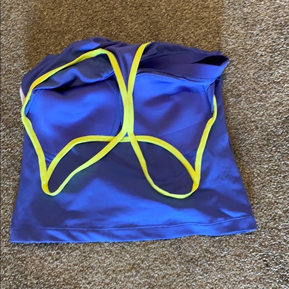 Nike Dri-Fit Tanktop for Women - Picture 3 of 5